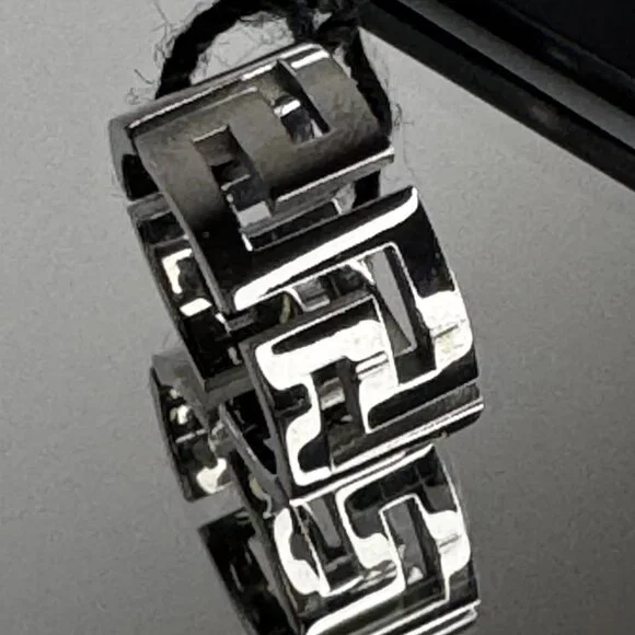 Ring - Picture 6 of 13